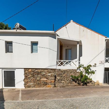 Casa Das Rosas - Roses House ميراندا دو كورفو المظهر الخارجي الصورة